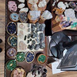 Rock Mama Gallery - New items table