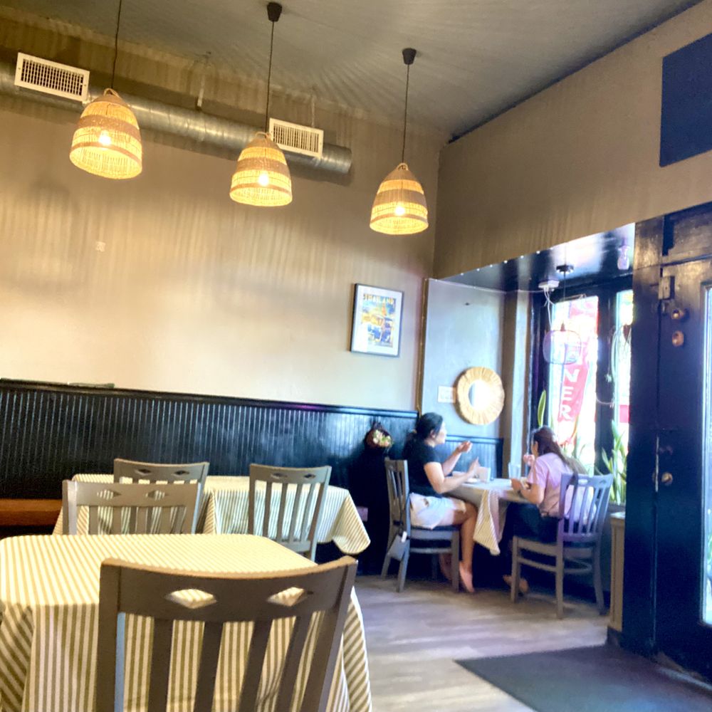 Beau Thai - Interior - Thai Near Me - Pasadena, California Beau Thai - Interior - Thai Near Me - Pasadena, California