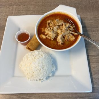 Blue Table Thai Cuisine - PANANG CURRY - Thai Near Me - Bakersfield, California Blue Table Thai Cuisine - PANANG CURRY - Thai Near Me - Bakersfield, California