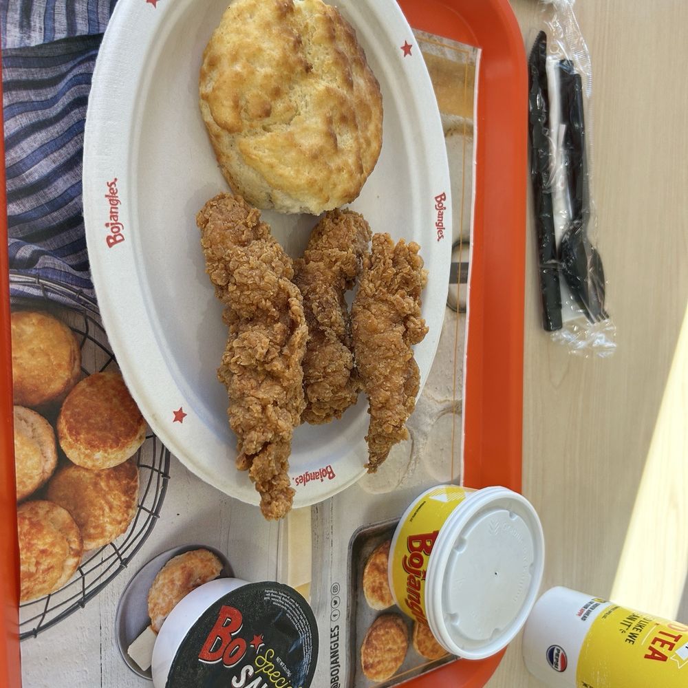 Three Piece combo with Dirty Rice Three Piece combo with Dirty Rice