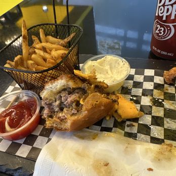 Almost Famous - Almost Famous Burger - Burgers Near Me - Los Angeles, California