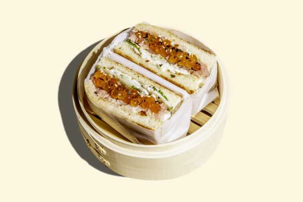 Vuji Cafe & Catering by null