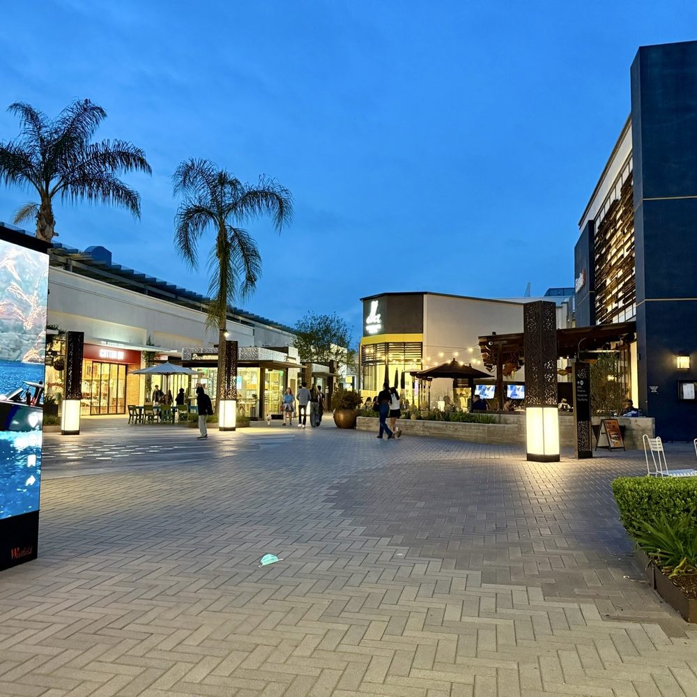 Westfield UTC - Shopping Centers Near Me - San Diego, California