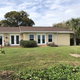 Roof is rated to withstand 130mph winds!