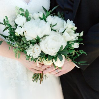 Thistle and Thorn Floral - Bouquet - Floral Designers Near Me Thistle and Thorn Floral - Bouquet - Floral Designers Near Me