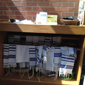 University Synagogue - Prayer shawls at temples entrance - Synagogues Near Me - Los Angeles, California University Synagogue - Prayer shawls at temples entrance - Synagogues Near Me - Los Angeles, California