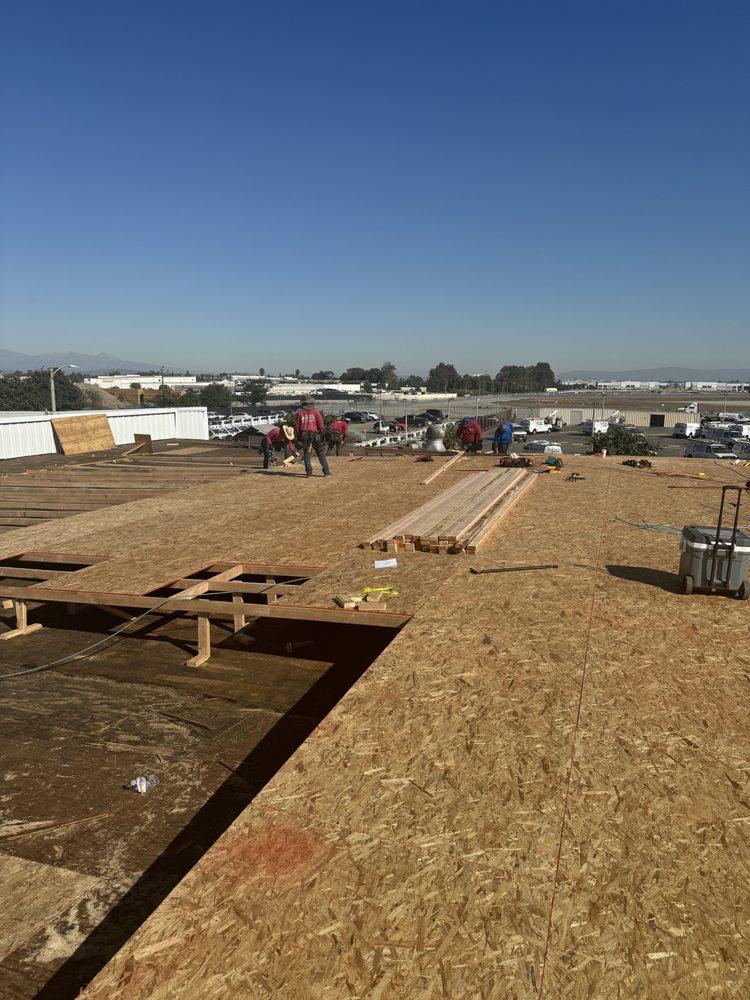 Slide of Capitol Roofing