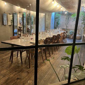 Vækst - Lots of open and private seating areas - Scandinavian Near Me - København Vækst - Lots of open and private seating areas - Scandinavian Near Me - København