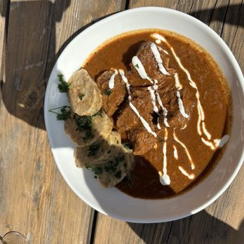 Berliner Hütte - Goulash - Bed & Breakfast Near Me