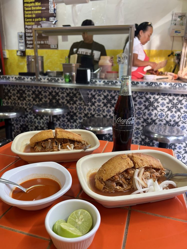 Tortas Ahogadas Enrique El Viejo