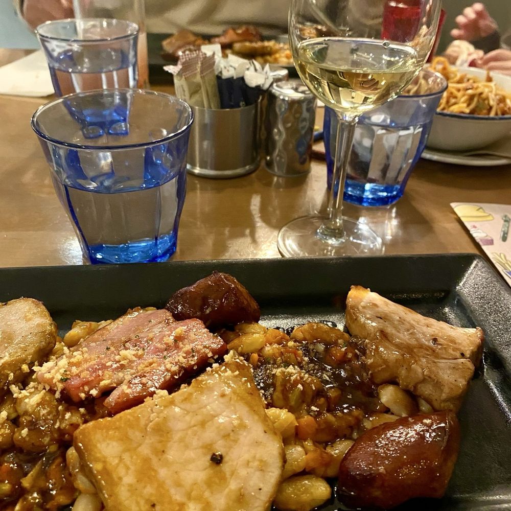 Cochon Dingue - French Near Me - Quebec City, Quebec Cochon Dingue - French Near Me - Quebec City, Quebec