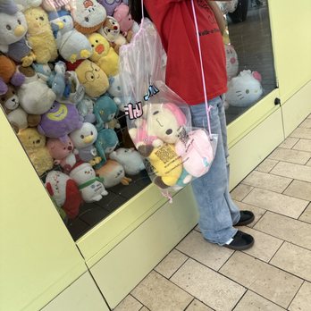 Fluffy Town - Kai was helpful and friendly. My kids had fun . - Arcades Near Me - San Jose, California