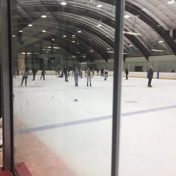 rink REILLY MEMORIAL RINK - Updated September 2025 - 355 Chestnut