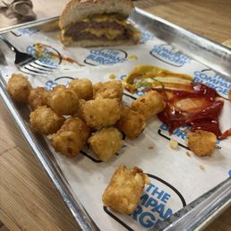 Company burger with tots