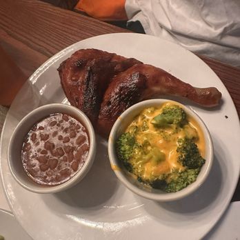 Darryl's Wood Fired Grill - New American Near Me - Greensboro, North Carolina