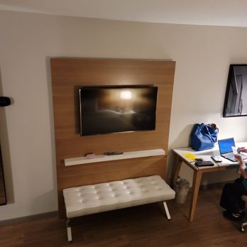 Radisson Hotel Phoenix Airport - Hotels Near Me - Phoenix, Arizona