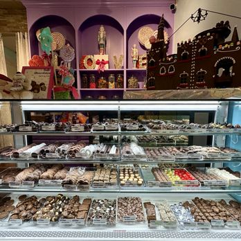 My Favorite Sweet Shoppe - Display case of chocolates - Chocolatiers & Shops Near Me - Carnegie, Pennsylvania My Favorite Sweet Shoppe - Display case of chocolates - Chocolatiers & Shops Near Me - Carnegie, Pennsylvania