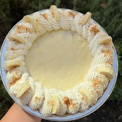 Brittanys Kitchenn - Banana Cream Pie
