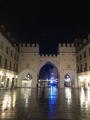 Photo of Karlsplatz - Stachus - München, BY, DE.