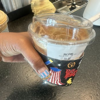 Alfred Coffee - Sugar free vanilla iced latte - Coffee & Tea Near Me - Porter Ranch, California