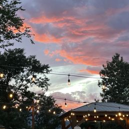 Sunset on the upper level Sunset on the upper level
