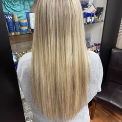 Studio2204Salon - Seamless blonde