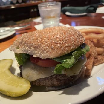 Old Ebbitt Grill - OG Cheeseburger - Bars Near Me - Washington, DC, District of Columbia Old Ebbitt Grill - OG Cheeseburger - Bars Near Me - Washington, DC, District of Columbia