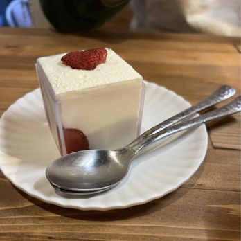 Kjun - Strawberry Yummy - Korean Near Me - New York, New York Kjun - Strawberry Yummy - Korean Near Me - New York, New York