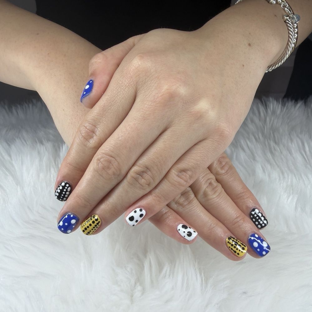 Modern Chic Nail Bar - Nail Salons Near Me - Thousand Oaks, California Modern Chic Nail Bar - Nail Salons Near Me - Thousand Oaks, California