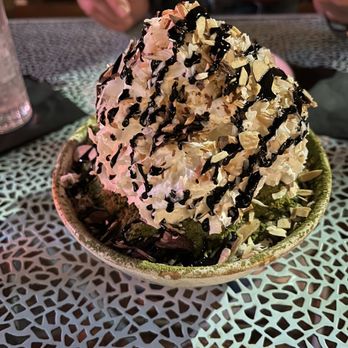 Bar Peached - Bingsu - Cocktail Bars Near Me - Austin, Texas Bar Peached - Bingsu - Cocktail Bars Near Me - Austin, Texas