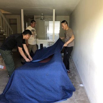 Everlasting Moving - Packing the sofa - Movers Near Me - Sunnyvale, California Everlasting Moving - Packing the sofa - Movers Near Me - Sunnyvale, California