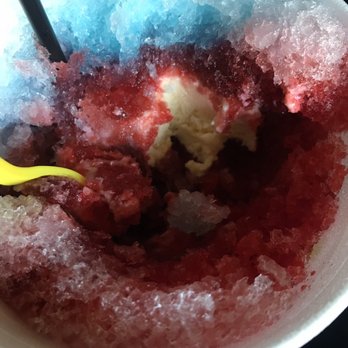 Hokulia Shave Ice - Haphazardly scooped ice cream in the middle of the ice - Shaved Ice Near Me - Layton, Utah Hokulia Shave Ice - Haphazardly scooped ice cream in the middle of the ice - Shaved Ice Near Me - Layton, Utah