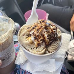 Pecan turtle roll