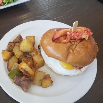 Scratch Kitchen - Lobstah sandwich w/egg on brioche bread - Breakfast & Brunch Near Me - Olney, Maryland