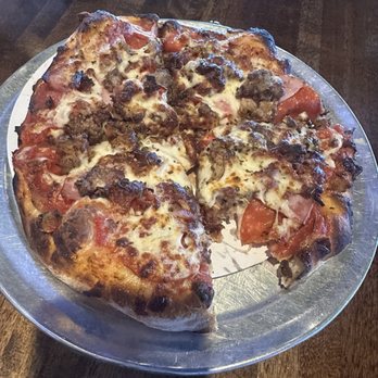 PaPPo’s Pizzeria & Pub - I took a bite before remembering to take the photo - New American Near Me - Saint Robert, Missouri PaPPo’s Pizzeria & Pub - I took a bite before remembering to take the photo - New American Near Me - Saint Robert, Missouri