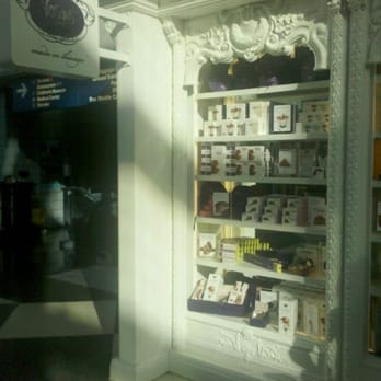 Vosges Haut-Chocolat - Chocolatiers & Shops Near Me - Chicago, Illinois