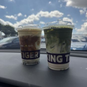 Smoking Tiger Coffee Lab - Corn latte and matcha latte - Cafes Near Me - Arcadia, California
