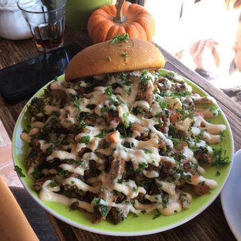 Maha's - Amazing chicken - Egyptian Near Me - Toronto, Ontario