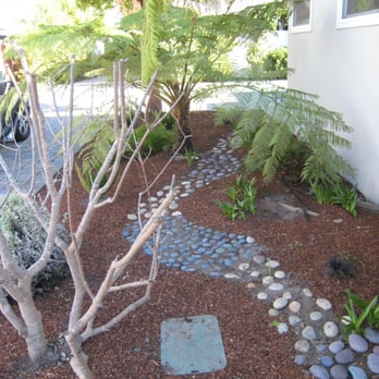 Cherie Bobbe Landscape Design - a small garden - Landscaping Near Me Cherie Bobbe Landscape Design - a small garden - Landscaping Near Me