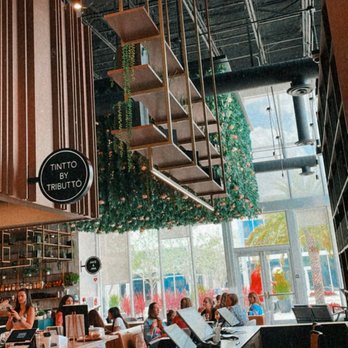 Shoma Bazaar - Another view of the inside - Breakfast & Brunch Near Me - Doral, Florida
