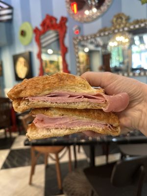Amélie's Uptown | French Bakery & Cafe by null