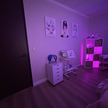 Peonies Beauté - Treatment room - Skin Care Near Me - San Jose , California Peonies Beauté - Treatment room - Skin Care Near Me - San Jose , California