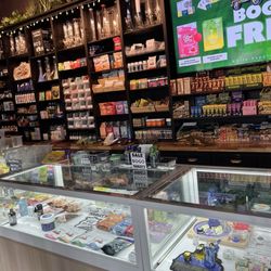 Marleys Smoke Shop
