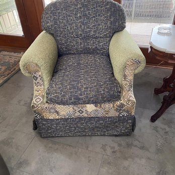 Thomas Upholstery - my chair recovered - Furniture Reupholstery Near Me - Dyersburg, Tennessee Thomas Upholstery - my chair recovered - Furniture Reupholstery Near Me - Dyersburg, Tennessee
