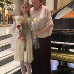 Bajon Piano Studio - Christmas recital 2024