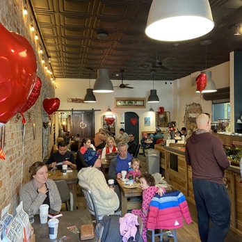 Mile 42 Coffee - Inside seating - Coffee & Tea Near Me - Loveland, Ohio Mile 42 Coffee - Inside seating - Coffee & Tea Near Me - Loveland, Ohio