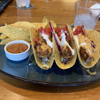 Tommy Bahama Restaurant - Mahi Mahi Tacos - Cocktail Bars Near Me - Jupiter, Florida Tommy Bahama Restaurant - Mahi Mahi Tacos - Cocktail Bars Near Me - Jupiter, Florida