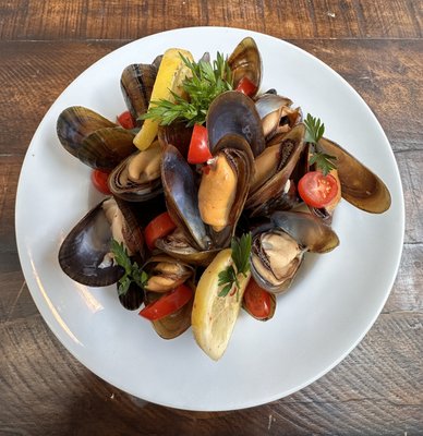 Giuseppe's Market at Samuels Seafood Co. by null