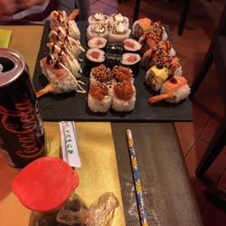 Yoi Yoi - Misto: Rollinz Gamberi e Abocado, Philadelpia, Spicy, Hosomaki