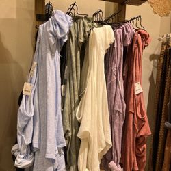 Free People - Creatively hung clothing